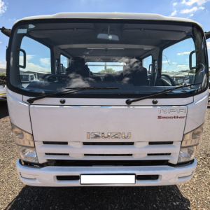 isuzu npr400 1